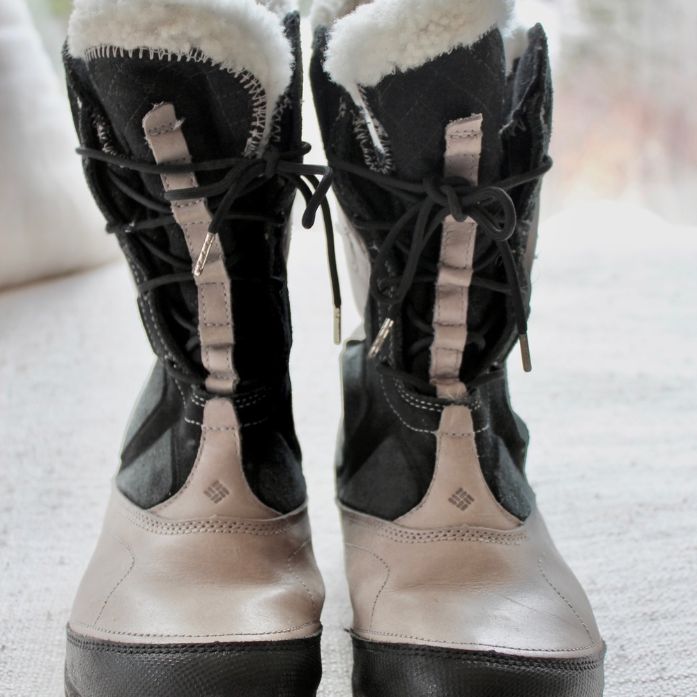 Columbia Sportswear  Omni-Heat® Leather Snow Boots